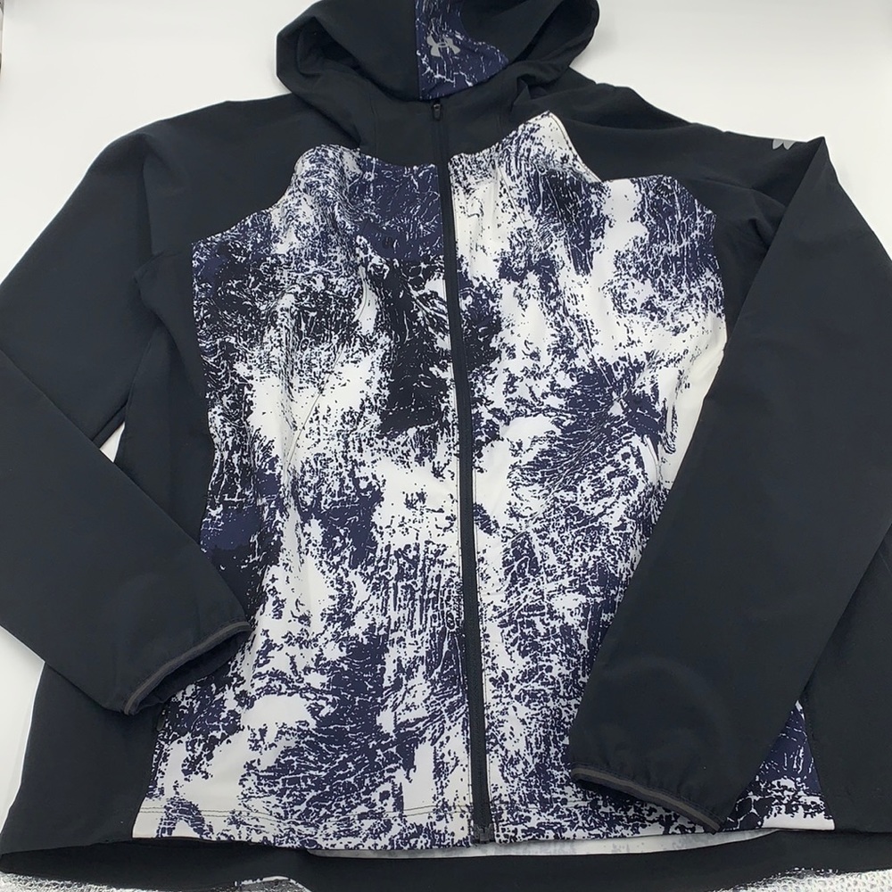 Under Armour Jacket - Picture 4 of 9
